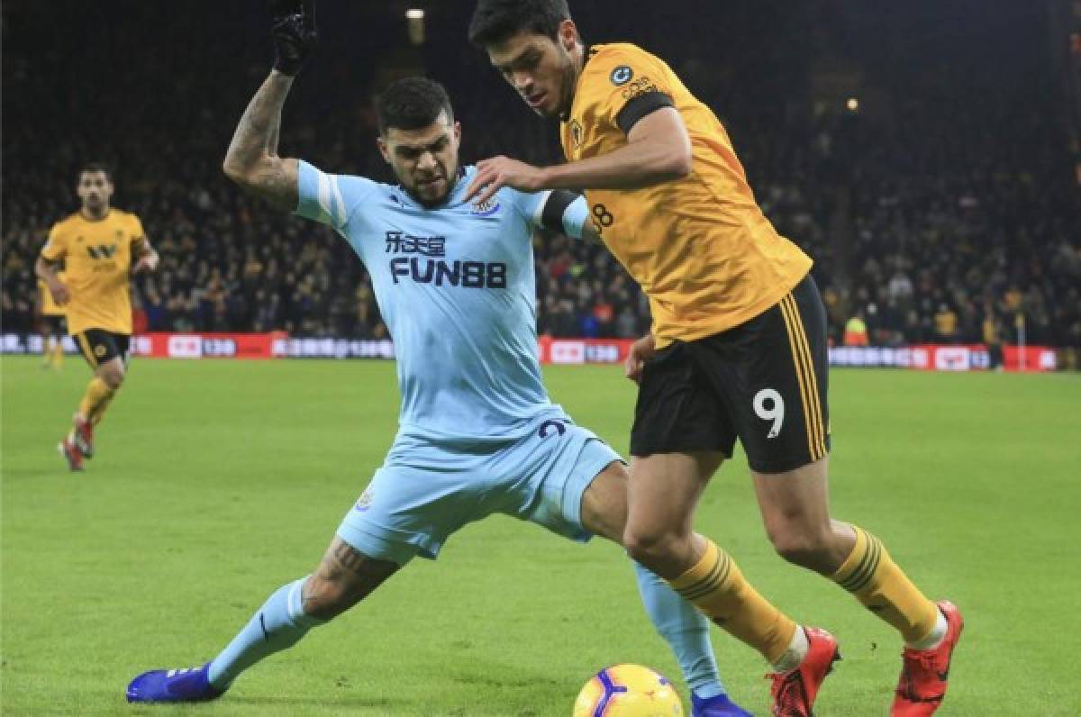 Detallazo de Raúl Jiménez con un niño fanático del Wolverhampton