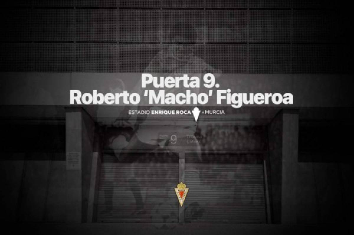 Real Murcia homenajea al ‘Macho’ Figueroa colocando su nombre a la puerta 9 de su estadio