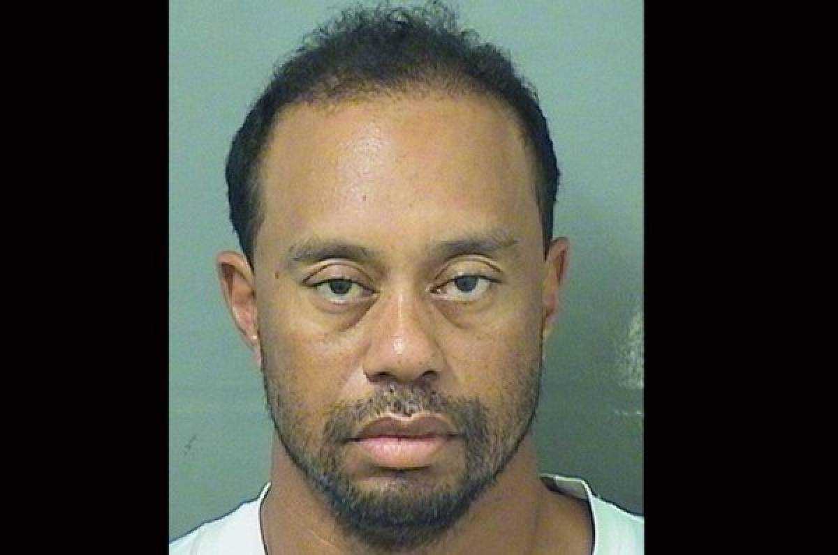 Tiger Woods arrestado por manejar bajo efectos del alcohol