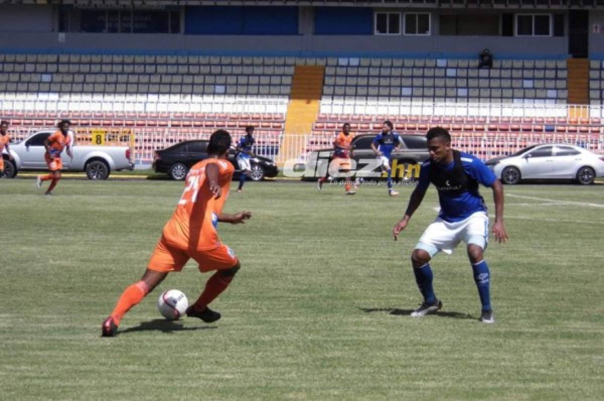 El primer 11 de Pedro Troglio con Olimpia que se midió a la UPNFM