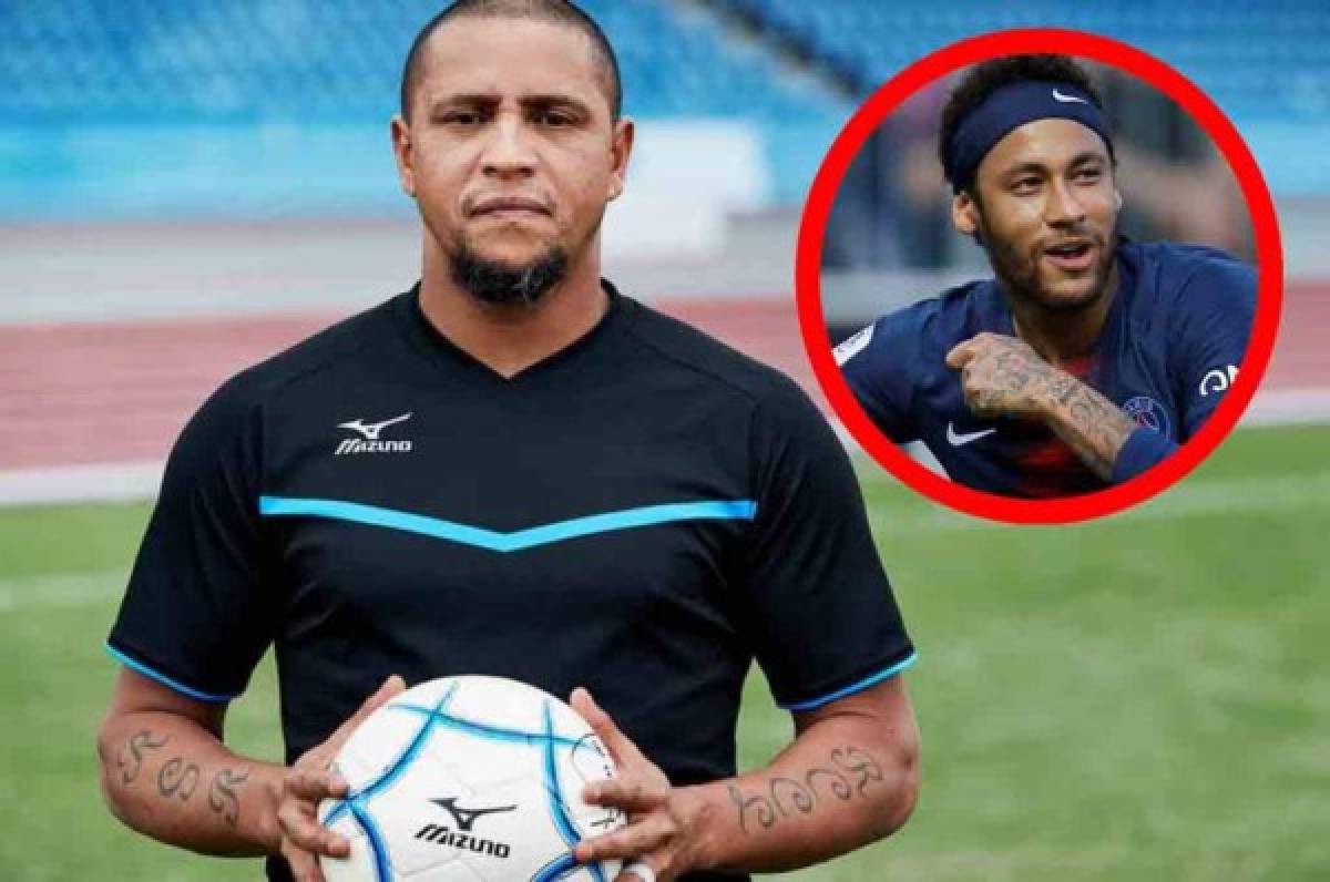 'Neymar tiene tanta presión que a veces pierde el equilibrio', asegura Roberto Carlos