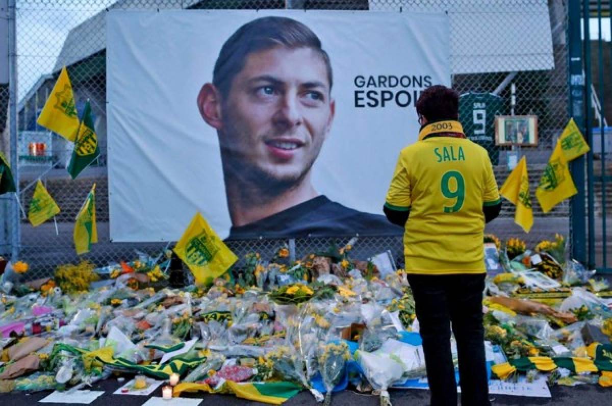 Un estadio, un mural y el recuerdo permanente de Emiliano Sala en Argentina