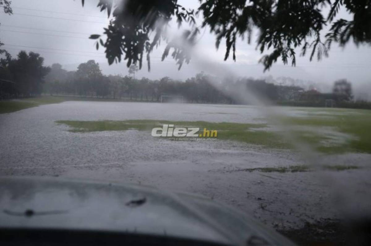 Torrencial aguacero: La lluvia inunda la sede de Motagua y retrasa su entrenamiento