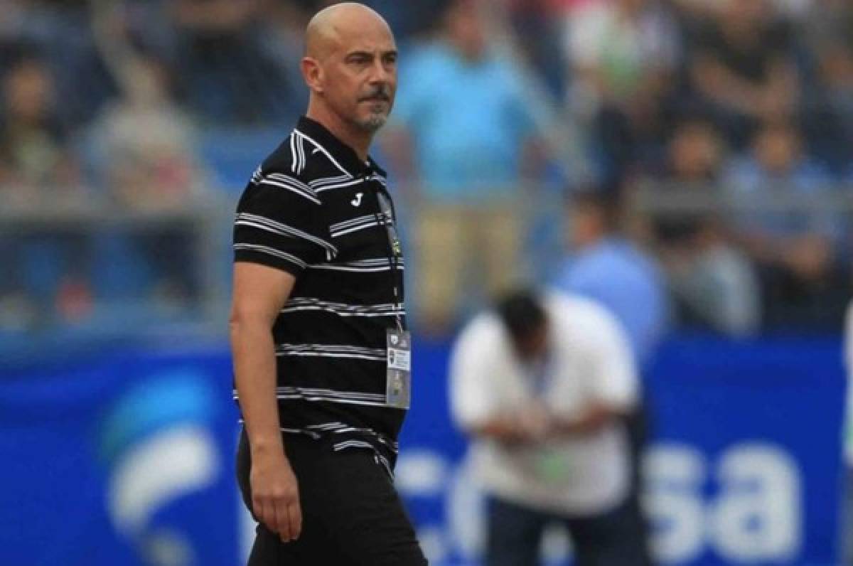 Trinidad y Tobago anuncia la destitución del técnico Stephen Hart