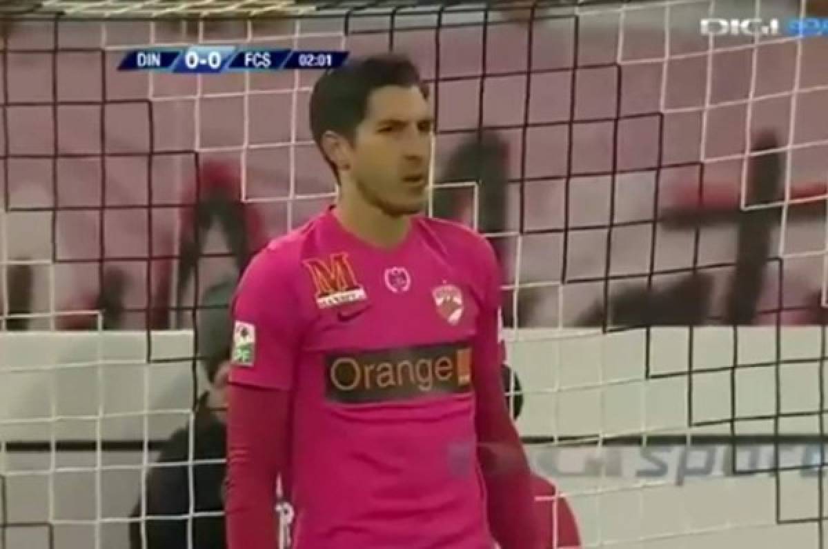 Jaime Penedo provoca el penal más rápido en la historia de Rumania