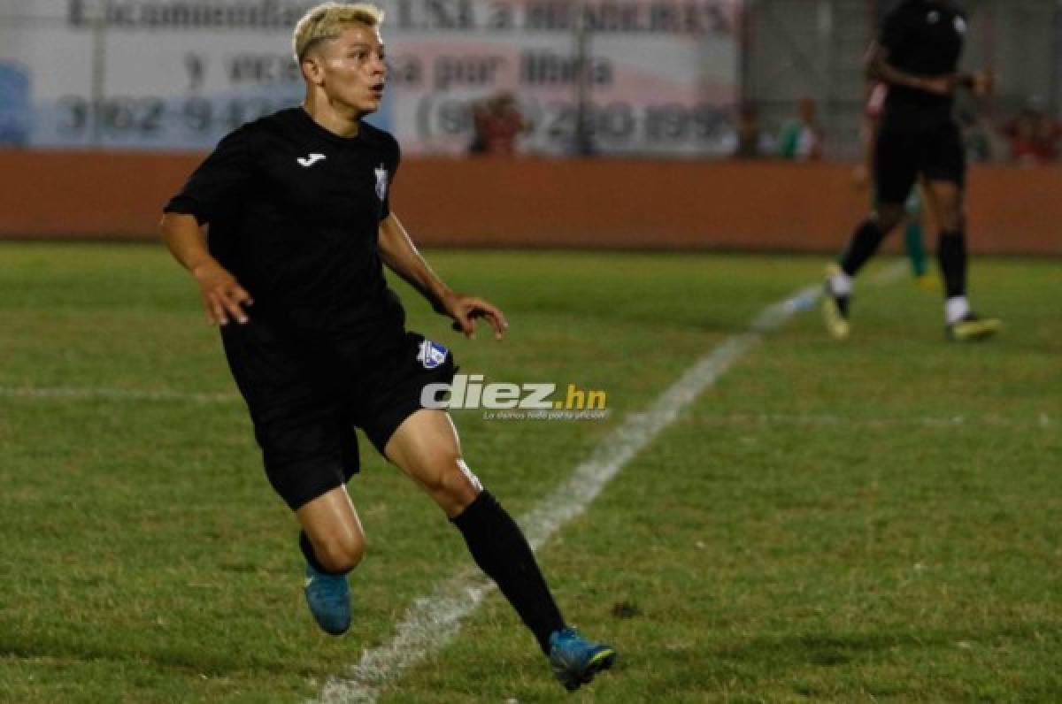 Maverick Hernández, el sobrino de Héctor 'Tanqueta' Flores que debutó con el Honduras Progreso