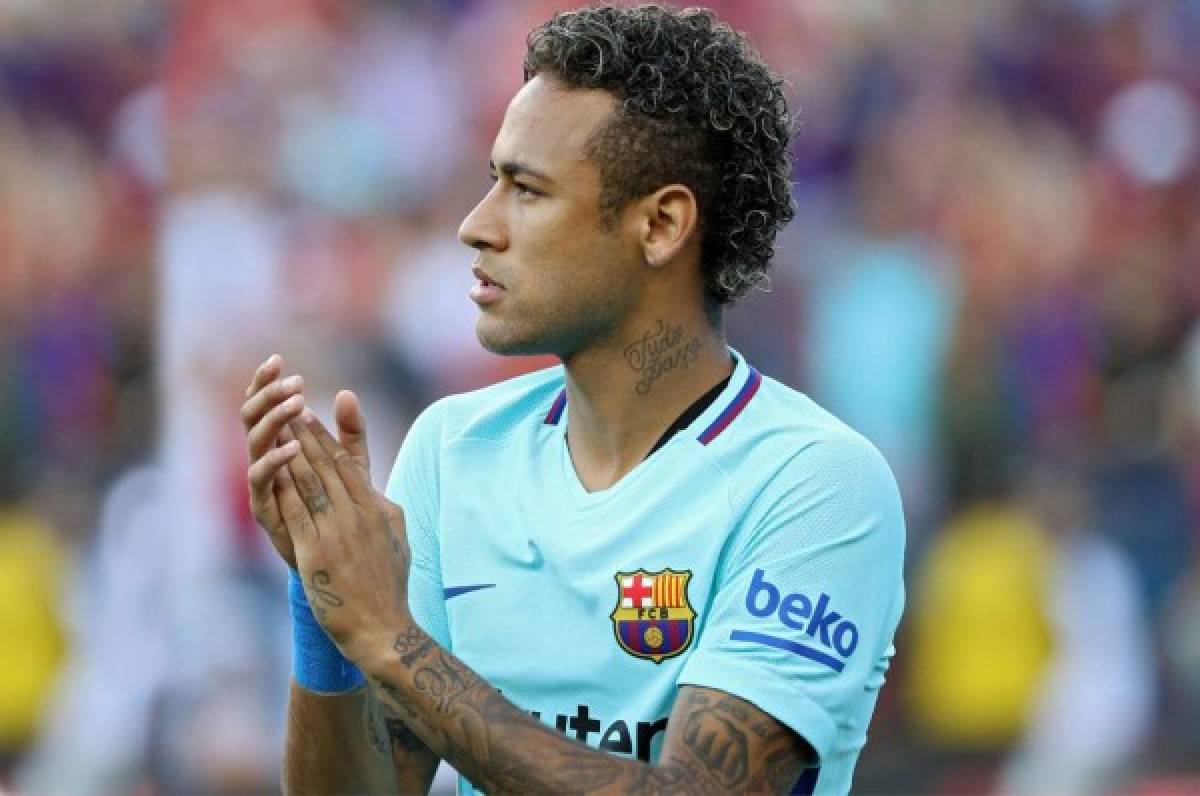 Cancelan un acto de Neymar en China por inminente fichaje por el PSG