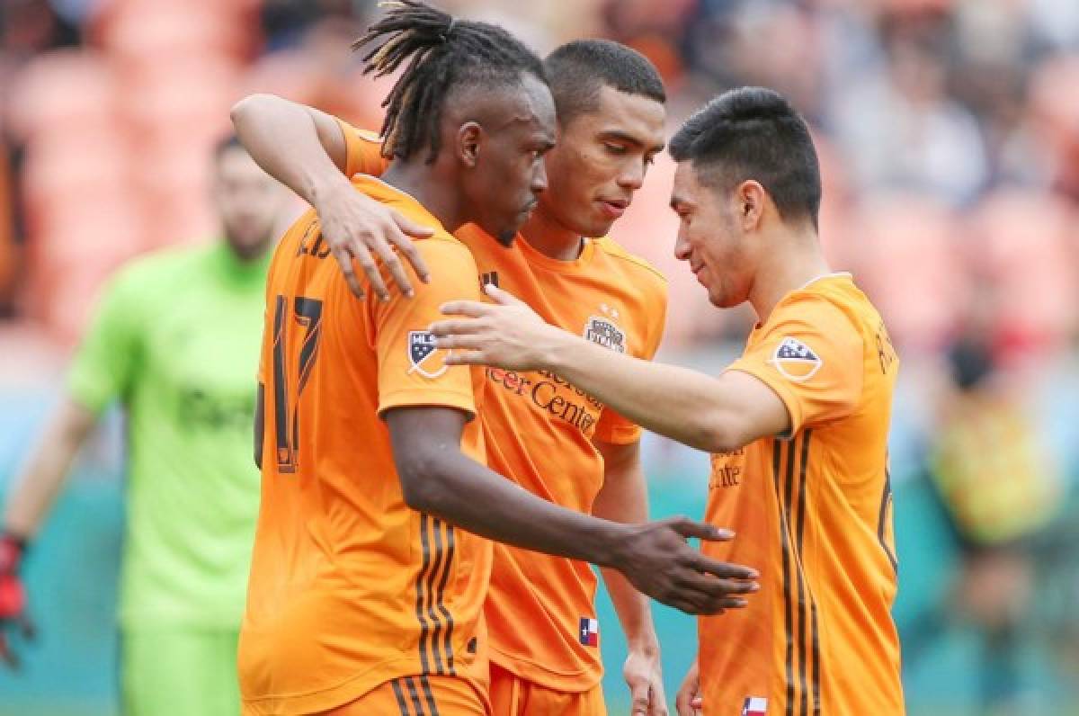 Houston Dynamo dispuesto a escuchar ofertas por el hondureño Alberth Elis