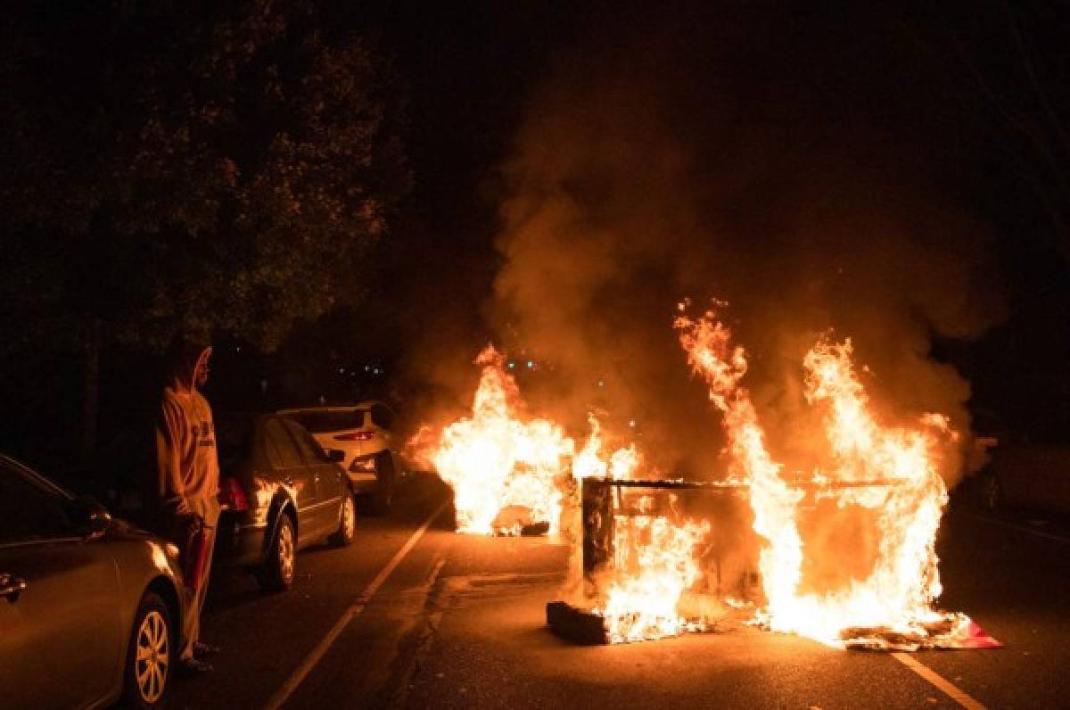 INFORME ESPECIAL: Toque de queda en Filadelfia tras disturbios por muerte de afroamericano