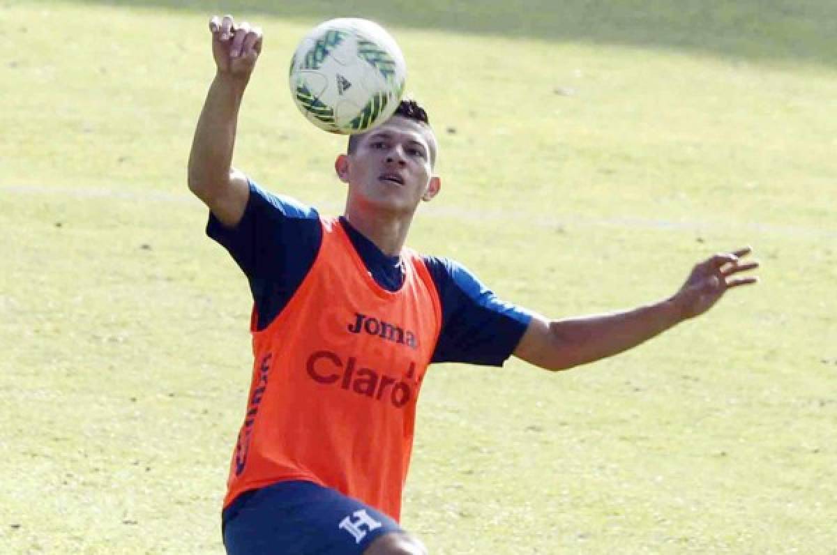 Jonathan Paz ausente en el entreno de la Selección y sería baja para la UNCAF