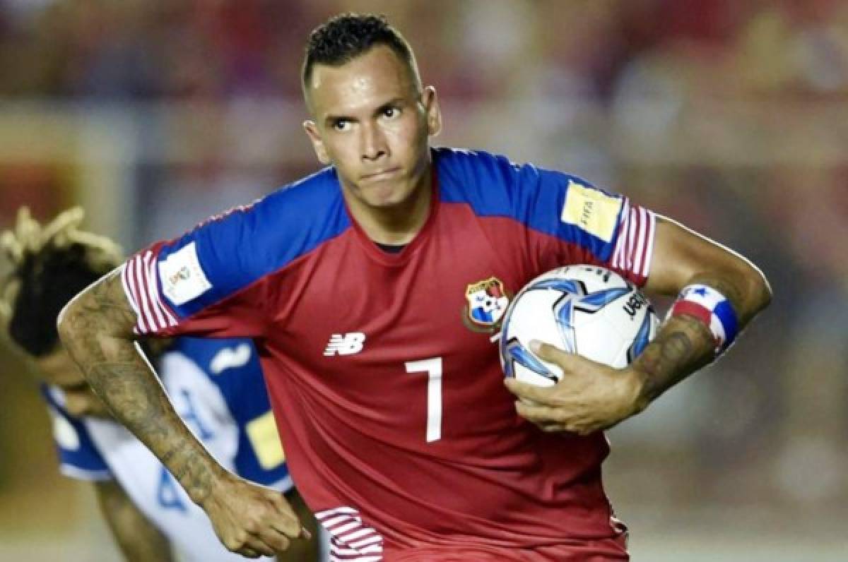 Blas Pérez le desea suerte a Honduras en su repechaje contra Australia