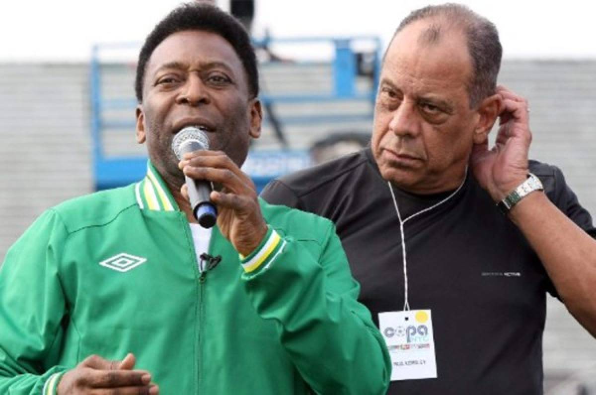Pelé, 'triste' por la muerte de su 'amigo' y 'hermano' Carlos Alberto