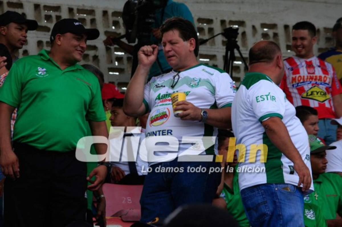 NO SE VIO POR TV: Peleas, legionarios y belleza en las gradas de los estadios hondureños