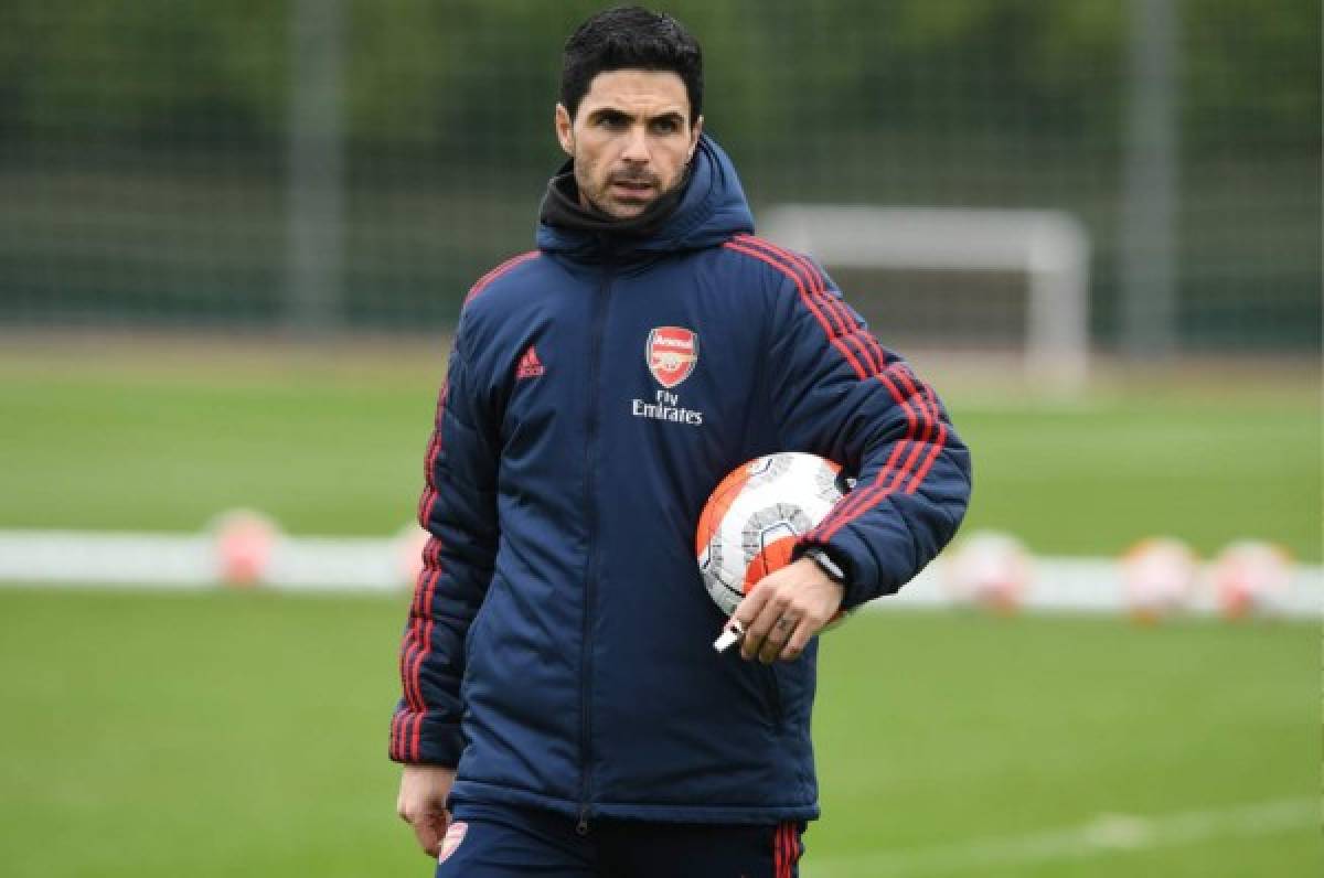 Mikel Arteta está 'con buen ánimo' en su recuperación del coronavirus