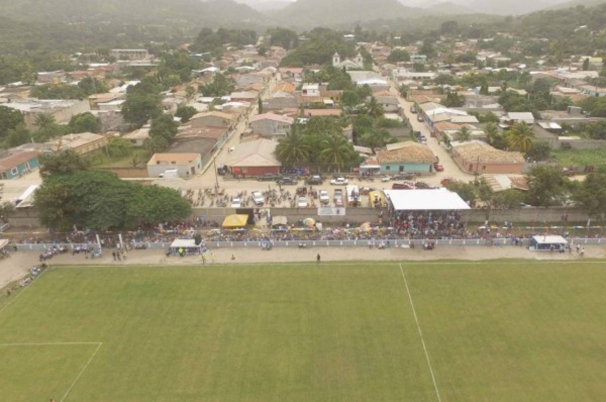 ¡Belleza! Así es el nuevo estadio de Teupasenti en El Paraíso