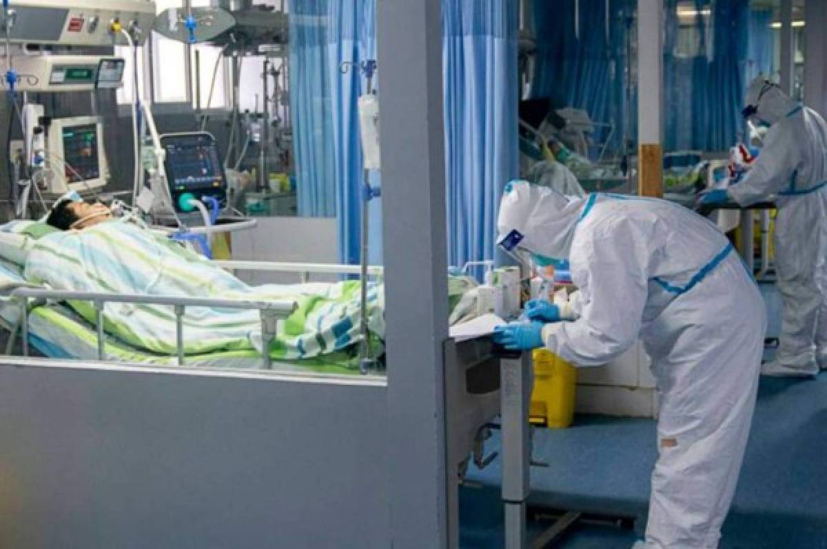 Desgarrador relato de enfermeras en España: 'Se está muriendo gente que se podría salvar'