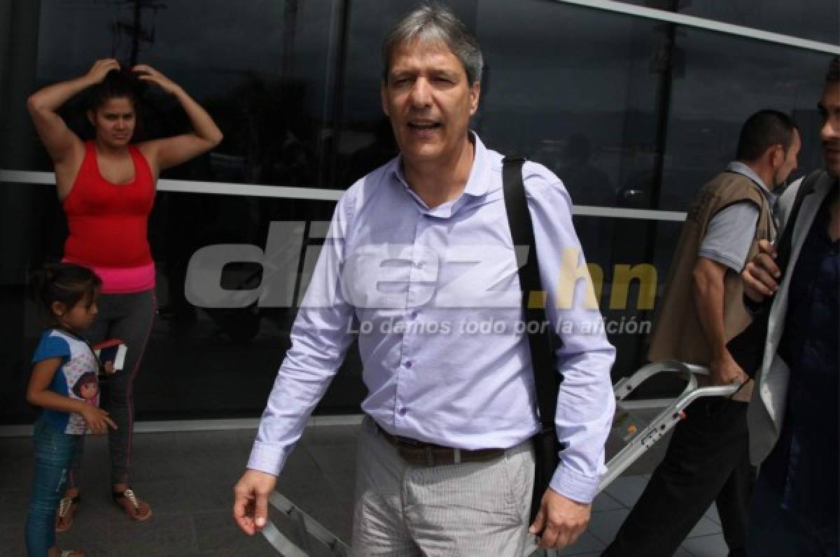 Carlos Restrepo llega a Honduras para tomar mando de Olimpia