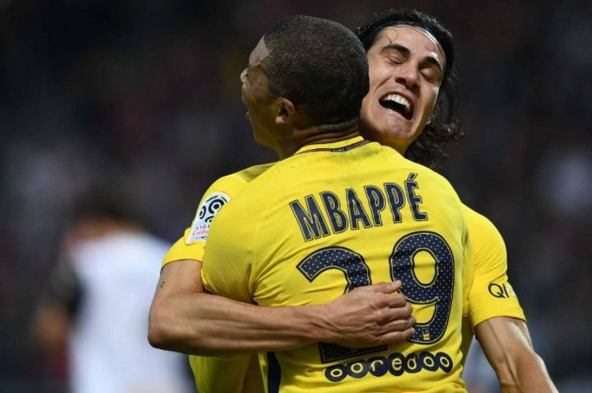 ¡Sin Neymar! El PSG hace pedazos al Angers gracias a Cavani y Mbappé