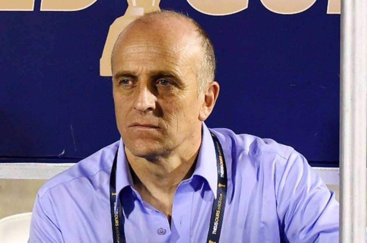 ¿Debe seguir Fabián Coito como entrenador de la selección Honduras?