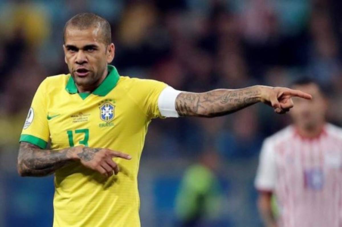 ¿Próximo bombazo? Dani Alves podría fichar por el Atlético de Madrid, según Marca   