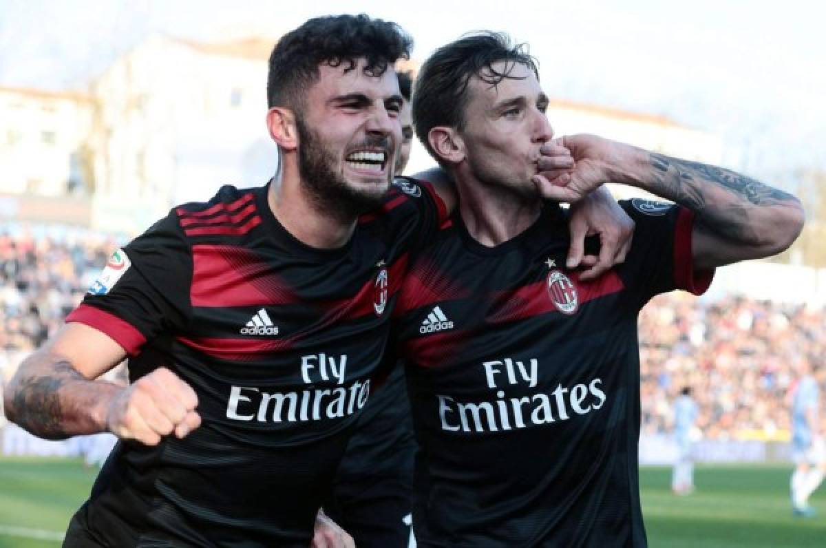 El Milan golea al modesto Spal y se acerca a puestos europeos