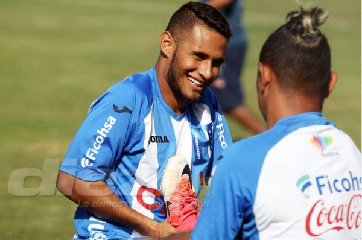 Alex López: 'Honduras ha hecho sus mejores partidos con línea de cuatro'