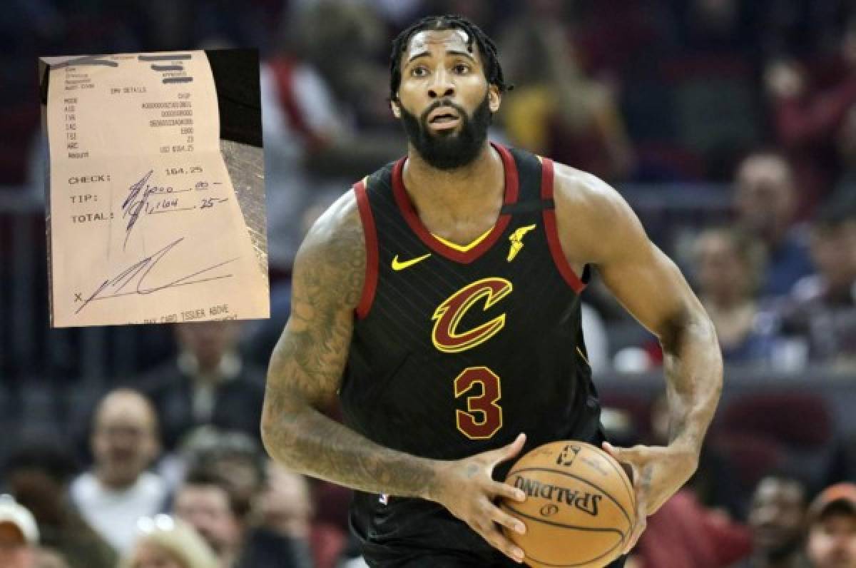 La enorme propina que dejó una estrella de NBA en un restaurante: fue más de lo que consumió