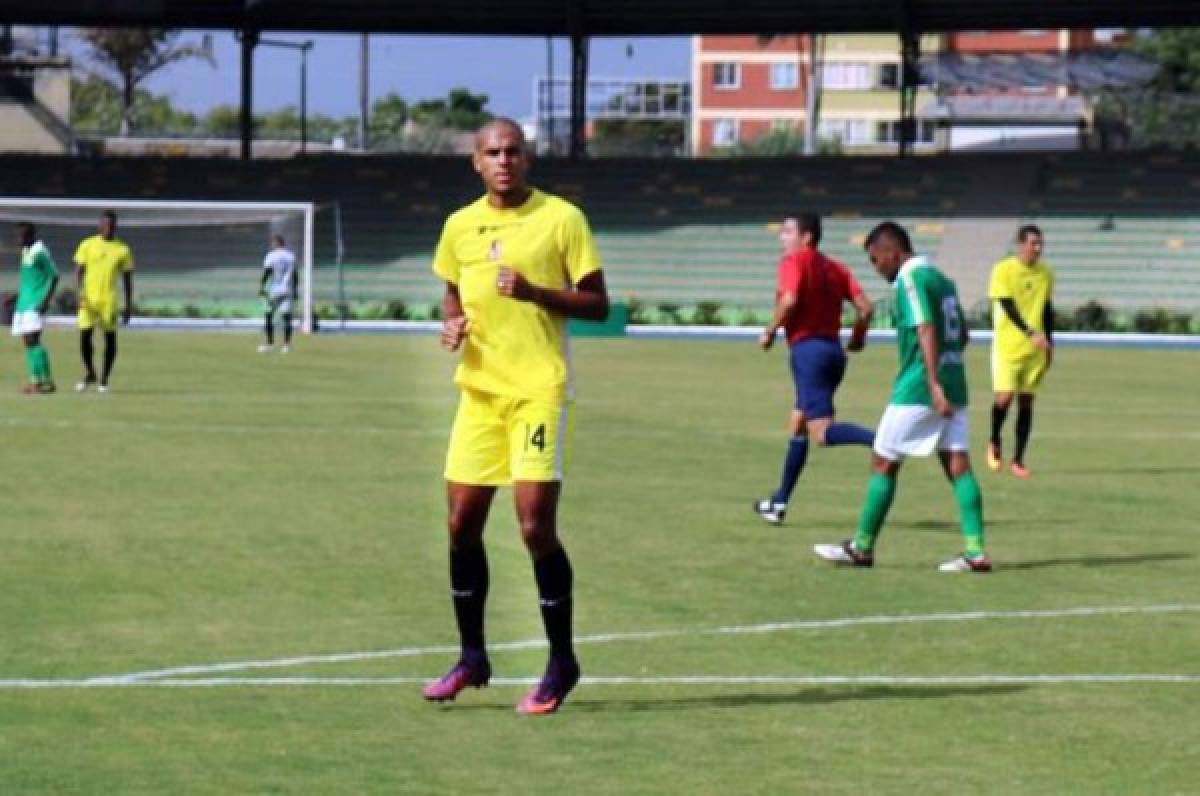 Eddie Hernández debuta en Colombia, pero solo pudo jugar cinco minutos