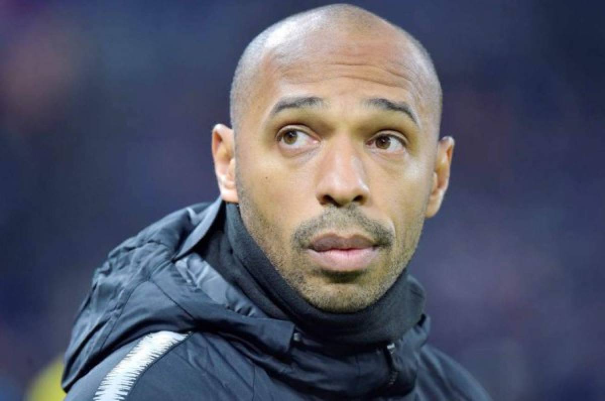 Thierry Henry se aleja de la polémica por el penal no pitado: 'Del arbitraje no hablo'