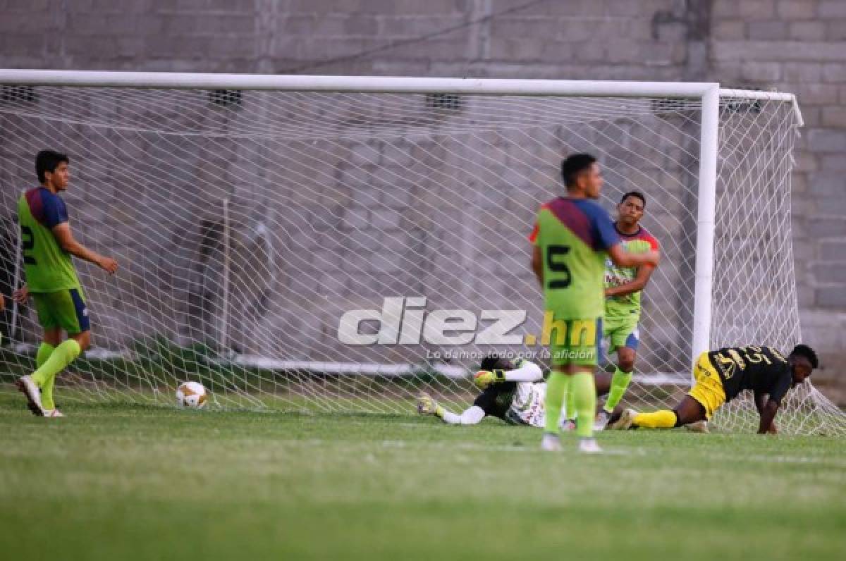 Real de Minas vs Real EspaÃ±a jornada # 13 torneo clausura 2019 - Los catedrÃ¡ticos derrotaron 1-2 a los mineros en el Marcelo Tinoco de DanlÃ­-