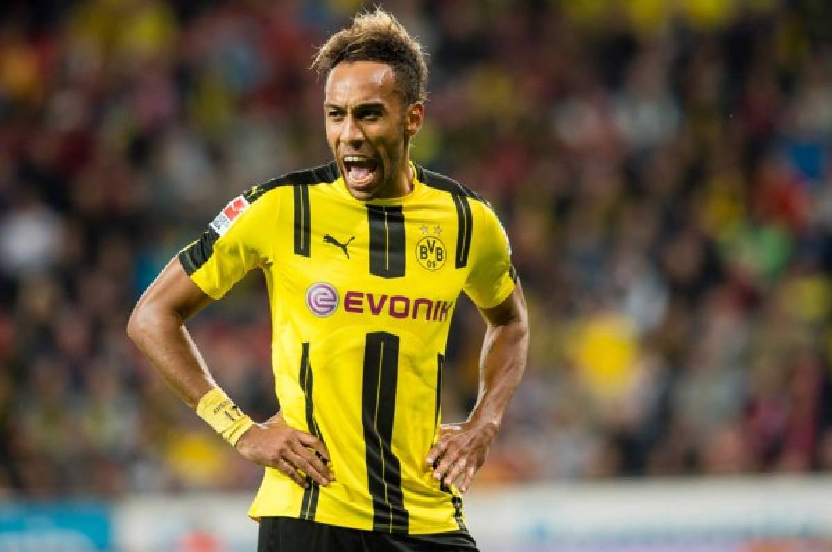 El Borussia Dortmund desmiente contactos para traspasar a Aubameyang