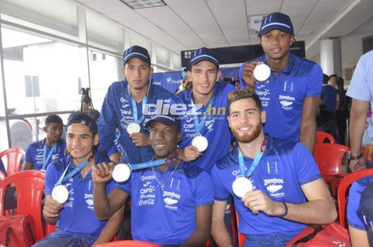 Selección de Honduras llega a Tegucigalpa tras lograr plata en Panamericanos