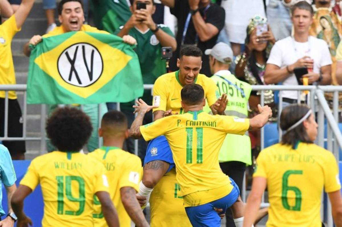 Neymar tiene ganando a la selección brasileña ante México. FOTOS AFP