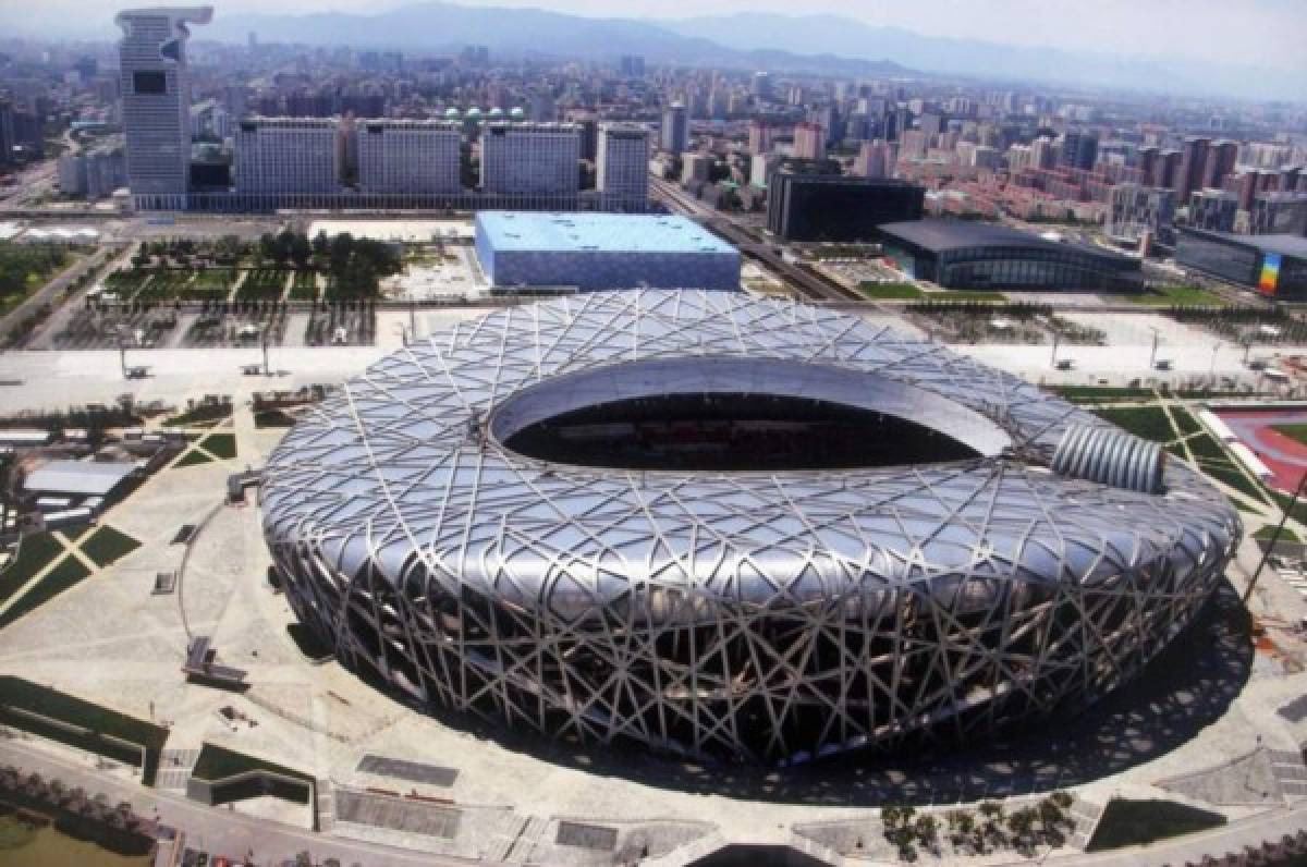 Los estadios más feos del Mundo, llamativos recintos deportivos