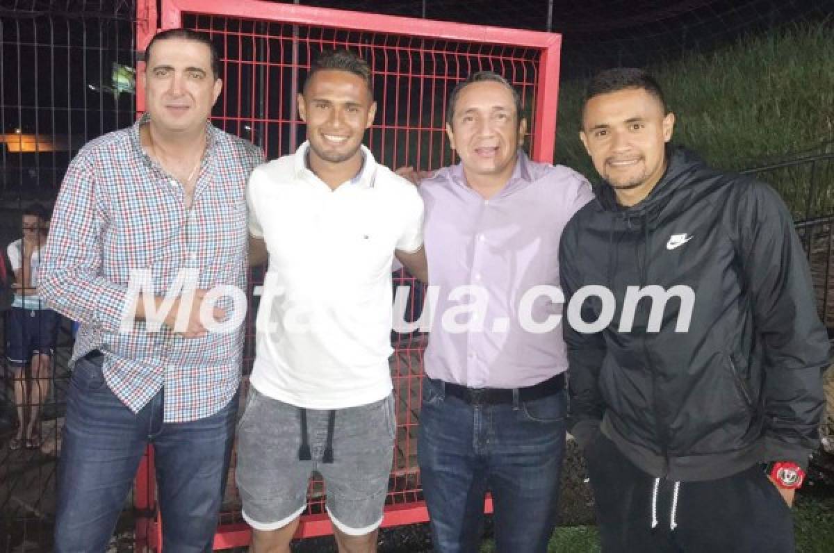 Roger Rojas y Alex López visitaron al Motagua en Costa Rica