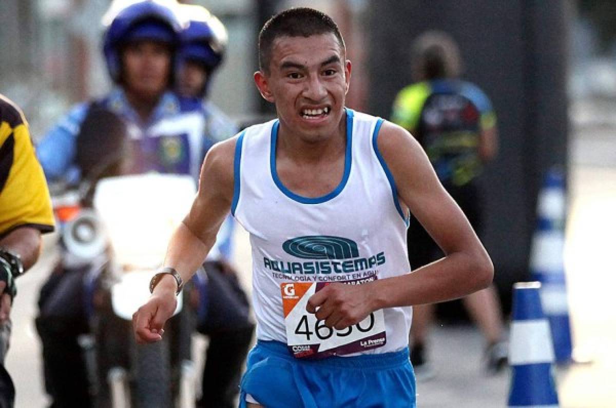 Guatemalteco Alberto González gana 42 edición de la Maratón de La Prensa