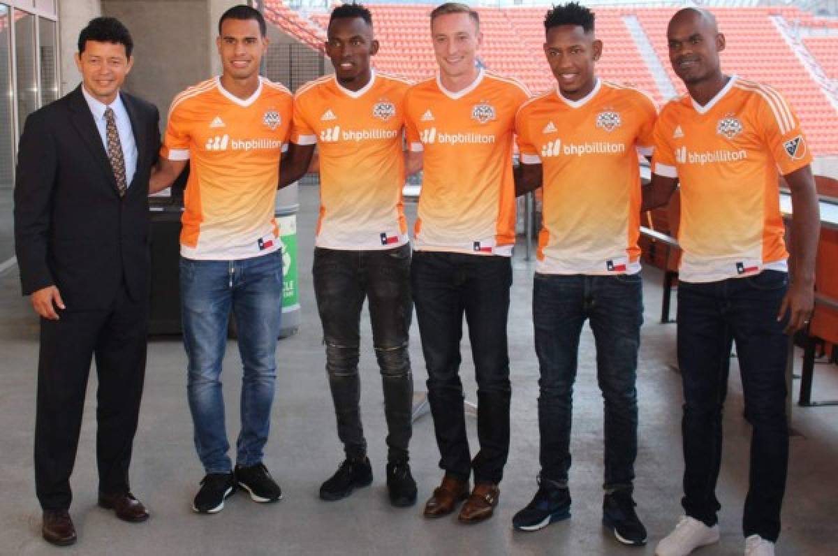 Houston Dynamo presenta a los hondureños Alberth Elis y Romell Quioto