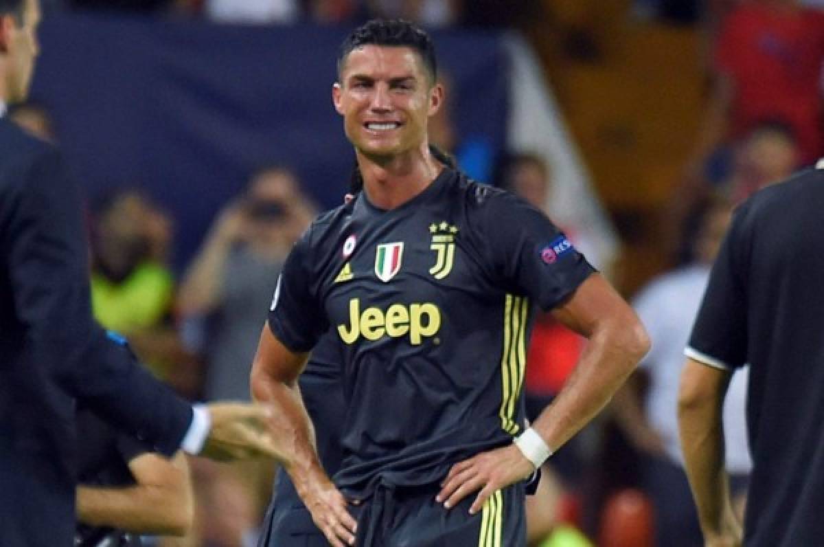Denuncian que Cristiano Ronaldo se siente perseguido... ¡por la Uefa!