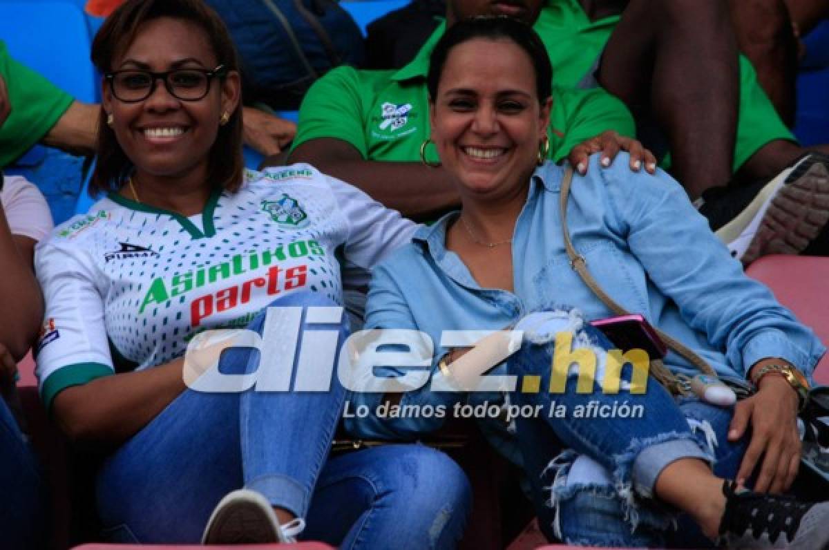 NO SE VIO POR TV: Peleas, legionarios y belleza en las gradas de los estadios hondureños