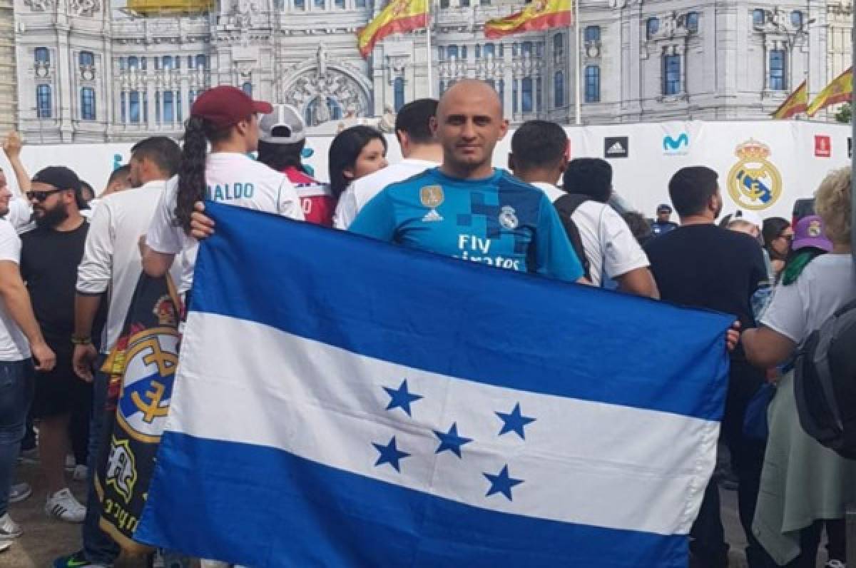 Hondureños celebran en Cibeles con la plantilla del Real Madrid