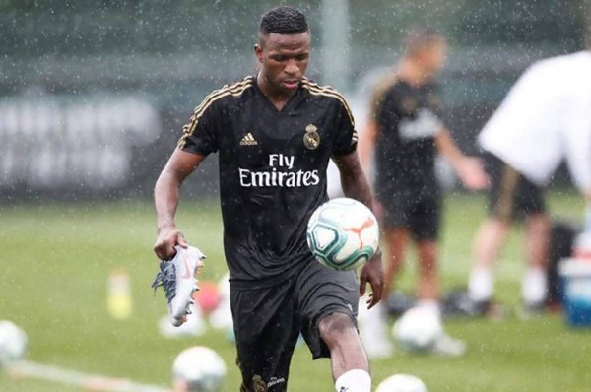 Vinicius revela y presume al nuevo tridente del Real Madrid de Zidane