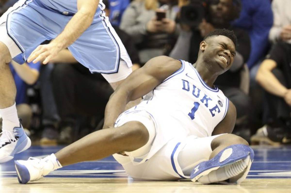 La lesión de Zion Williamson afecta los números de Nike