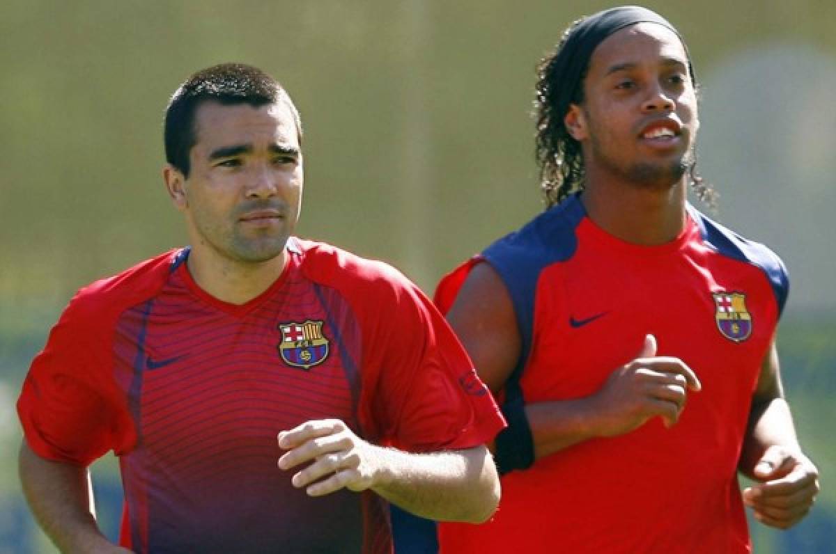 'Ronaldinho y Deco llegaron borrachos a entrenar en el Barcelona'