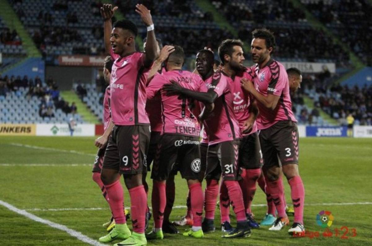 Lozano y Tenerife siguen con licencia para soñar con Primera División