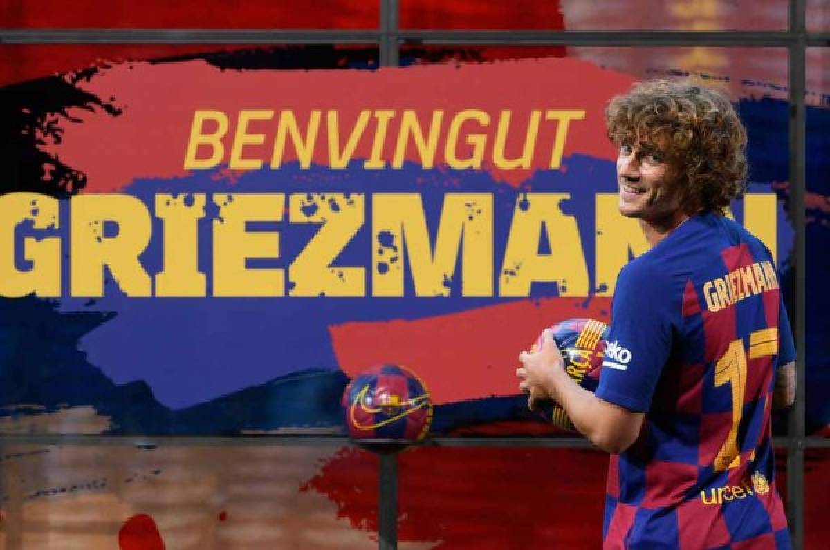 El FC Barcelona presenta a Griezmann en el Camp Nou con el número 17