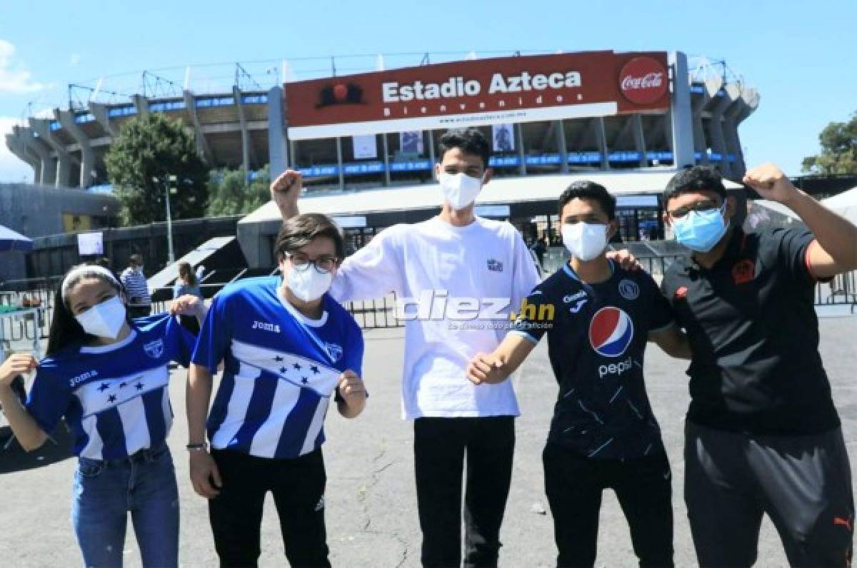Los aficionados hondureños han comenzado a llegar al estadio Azteca para la batalla ante México. FOTO: Johnny Magallanes Grupo OPSA.