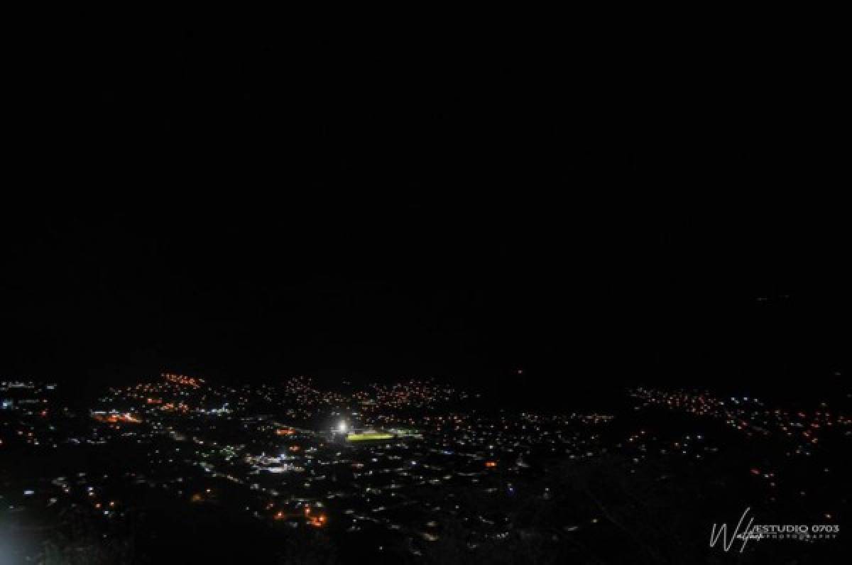 El estadio Marcelo Tinoco de Danlí ya cuenta con luz para juegos de noche