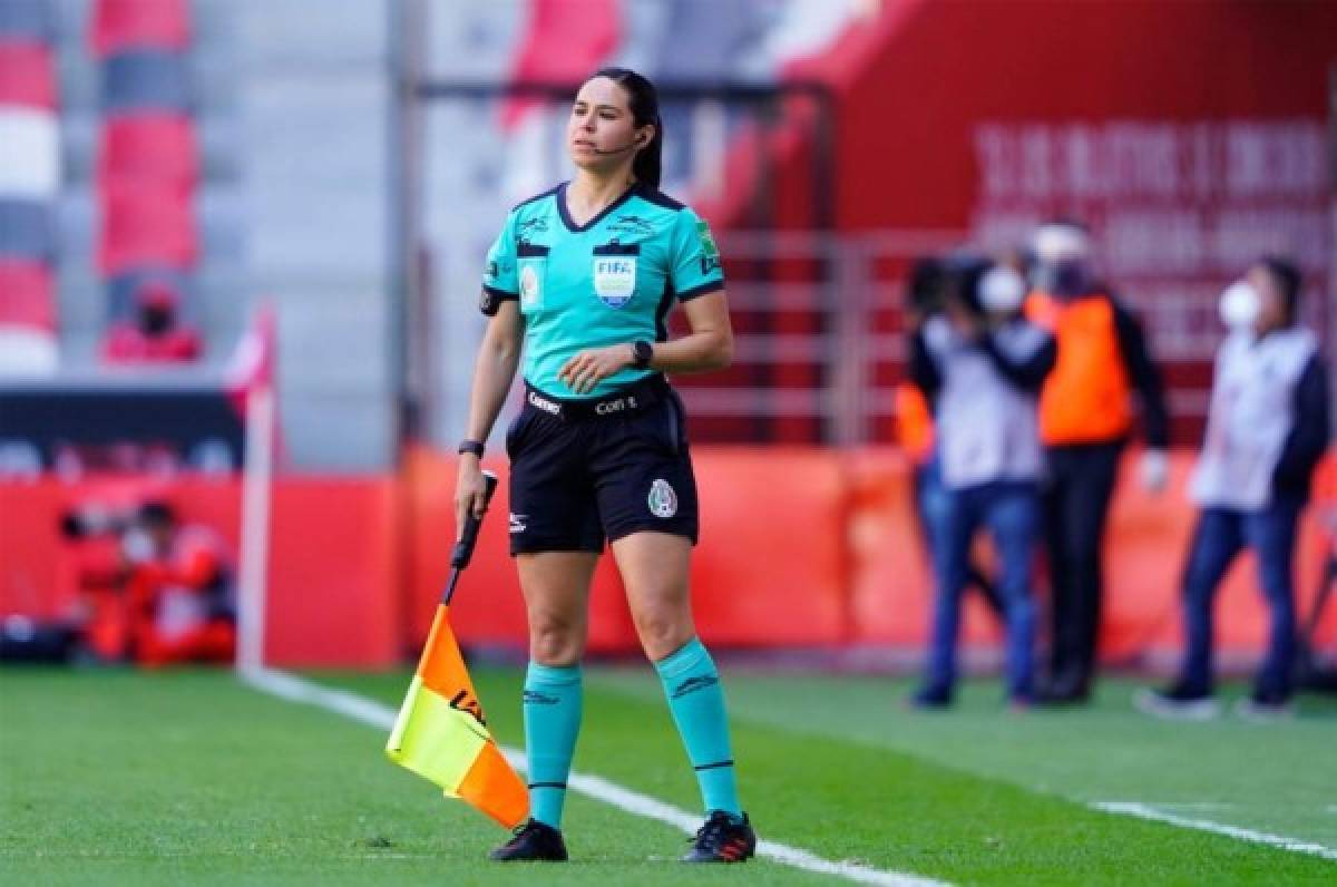 ¿Quién es Karen Díaz? La árbitra mexicana que dirigirá en el partido de Honduras contra Canadá