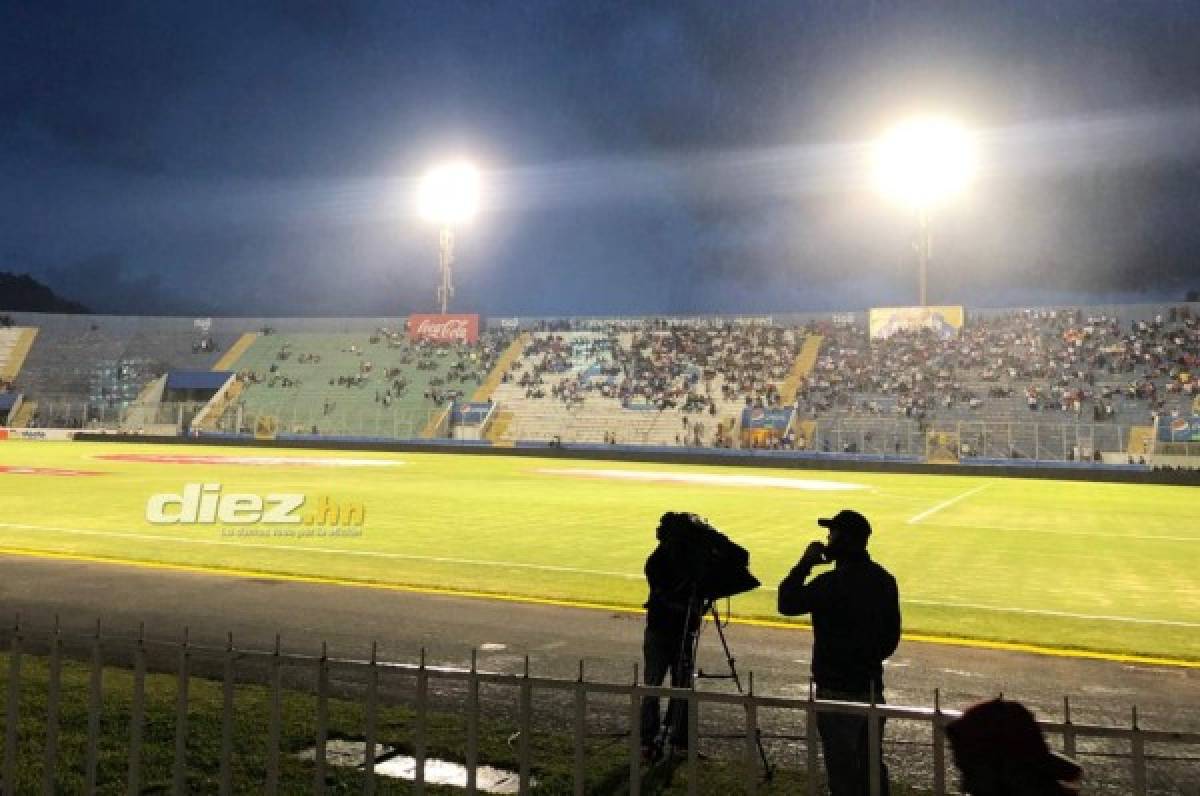 El estadio Nacional ya está listo para el partido ante el Motagua y Olimpia. FOTO: Ronald Aceituno.