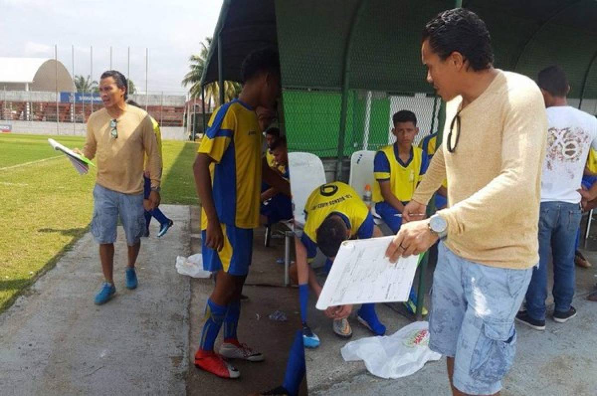 Rambo de León se estrena como entrenador en Liga Intermedia